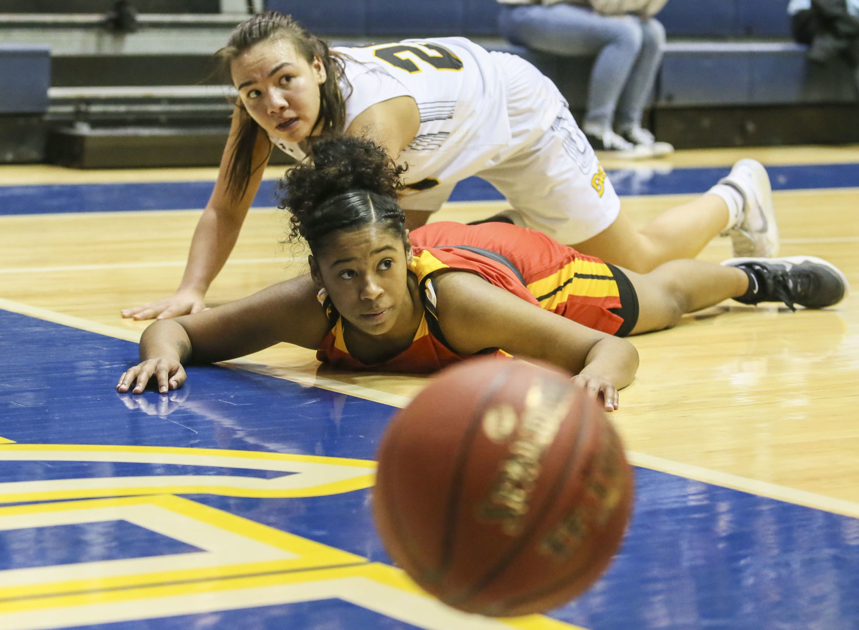 011120-qct-spt-girls-shootout-14.JPG